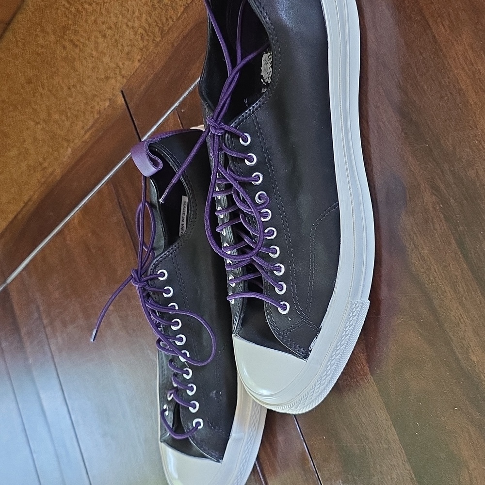Converse leather Chuck Taylor low tops - Picture 2 of 7